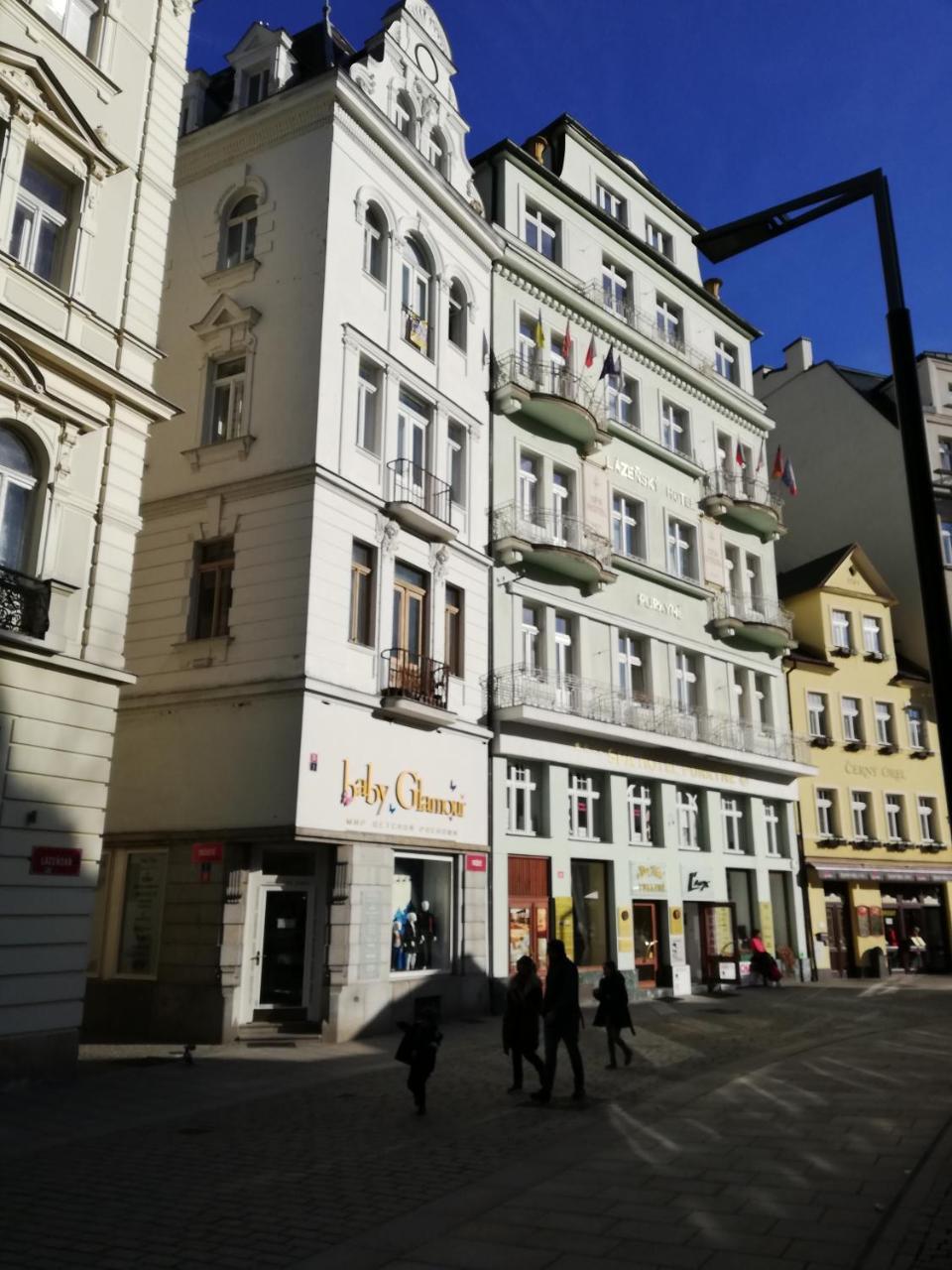 Apartment In City Center - Morassi Karlsbad Eksteriør billede